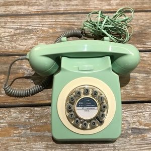 746 Telephone by Wild and Wolf Retro Rotary Look